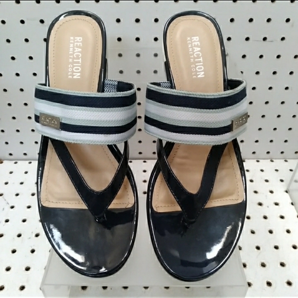 Reaction Kenneth Cole Women's Navy Sandals Logo Stretch Comfort Low Wedge Heel